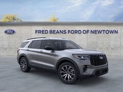 2025 Ford Explorer ST-Line SUV