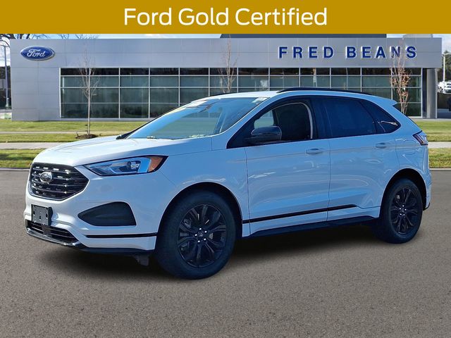 2023 Ford Edge SE photo 2