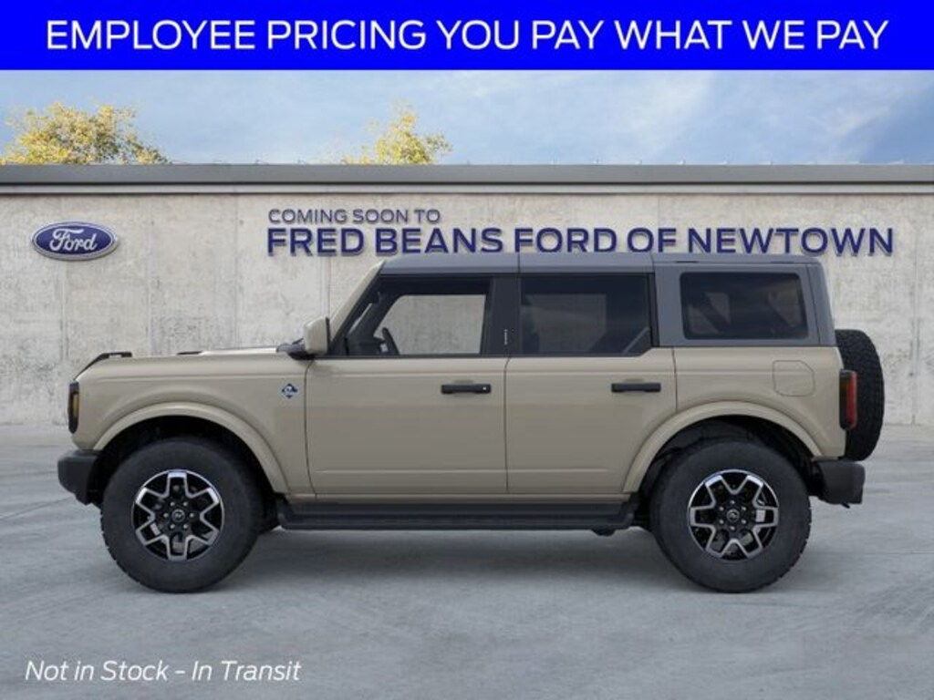 New 2026 Ford Bronco Outer Banks SUV