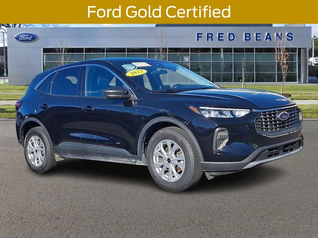 2023 Ford Escape Active's photo