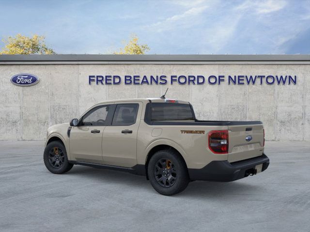 2024 Ford Maverick XLT photo 2