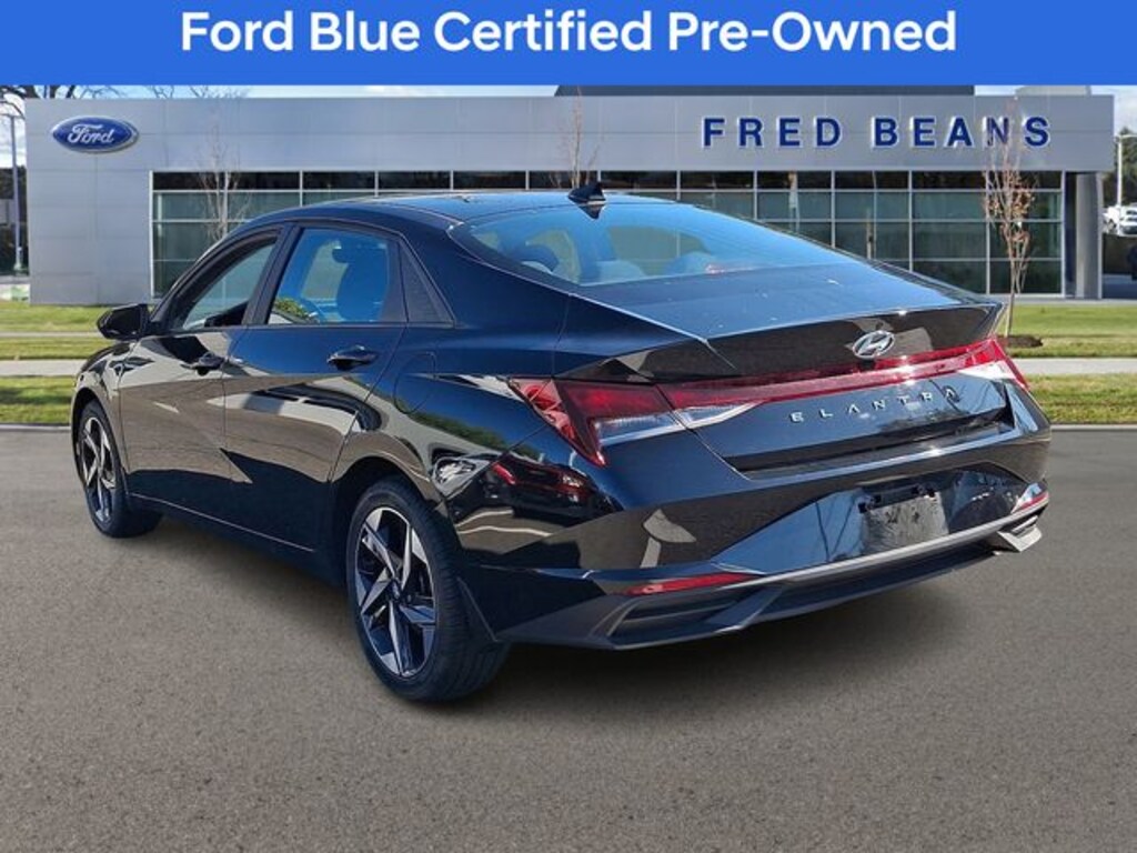 Used 2023 Hyundai Elantra SEL Sedan