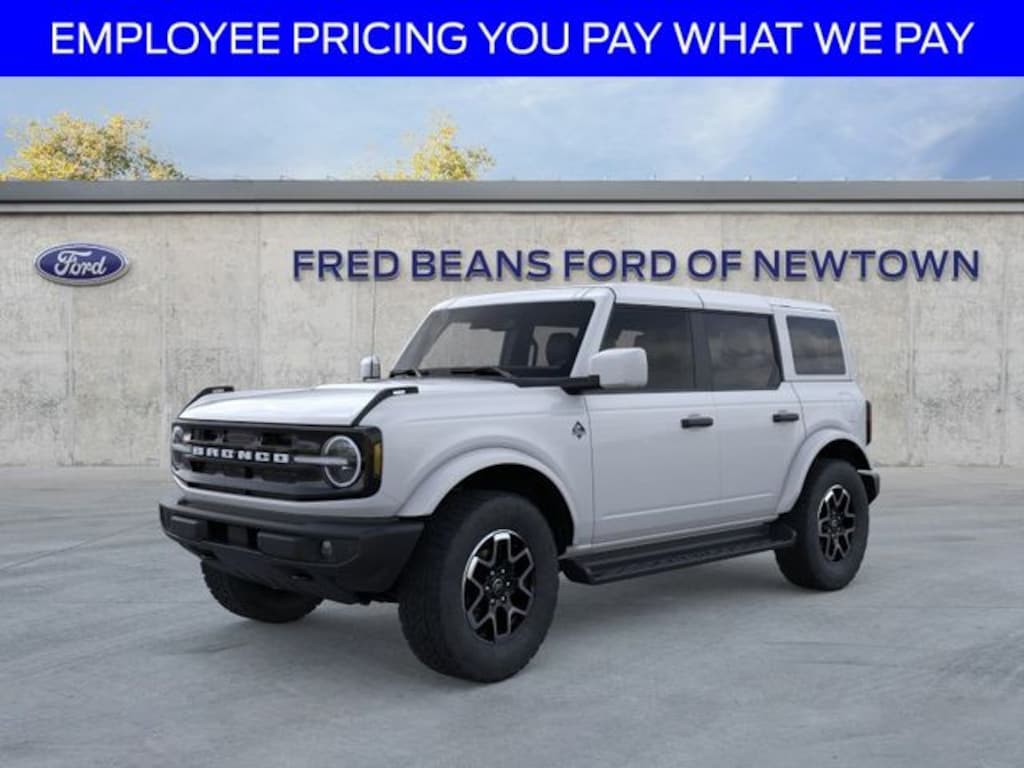 New 2026 Ford Bronco Outer Banks SUV