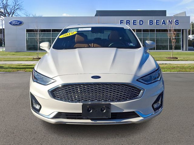 2019 Ford Fusion Hybrid Titanium photo 2
