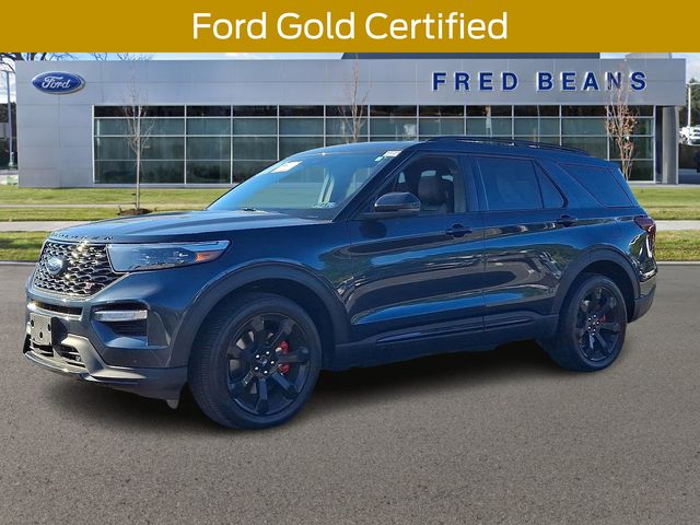 2022 Ford Explorer ST photo 2