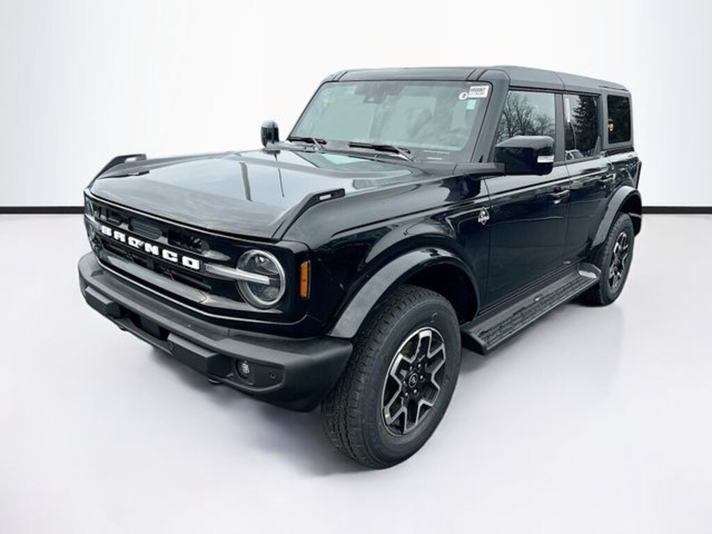 New 2025 Ford Bronco Outer Banks SUV