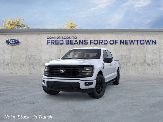 2025 Ford F-150 XLT photo 2