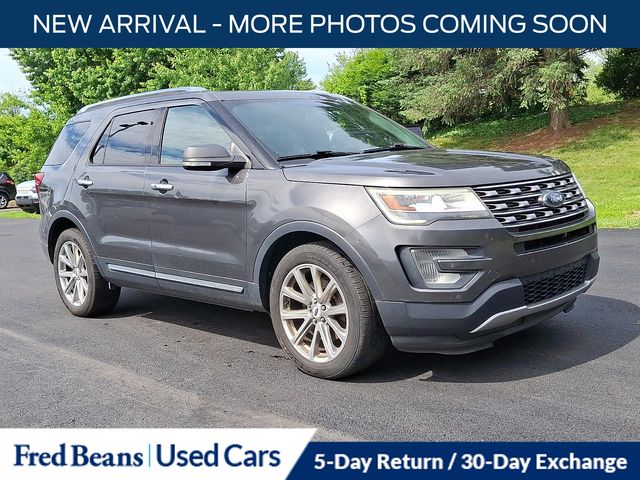 2017 Ford Explorer's photo