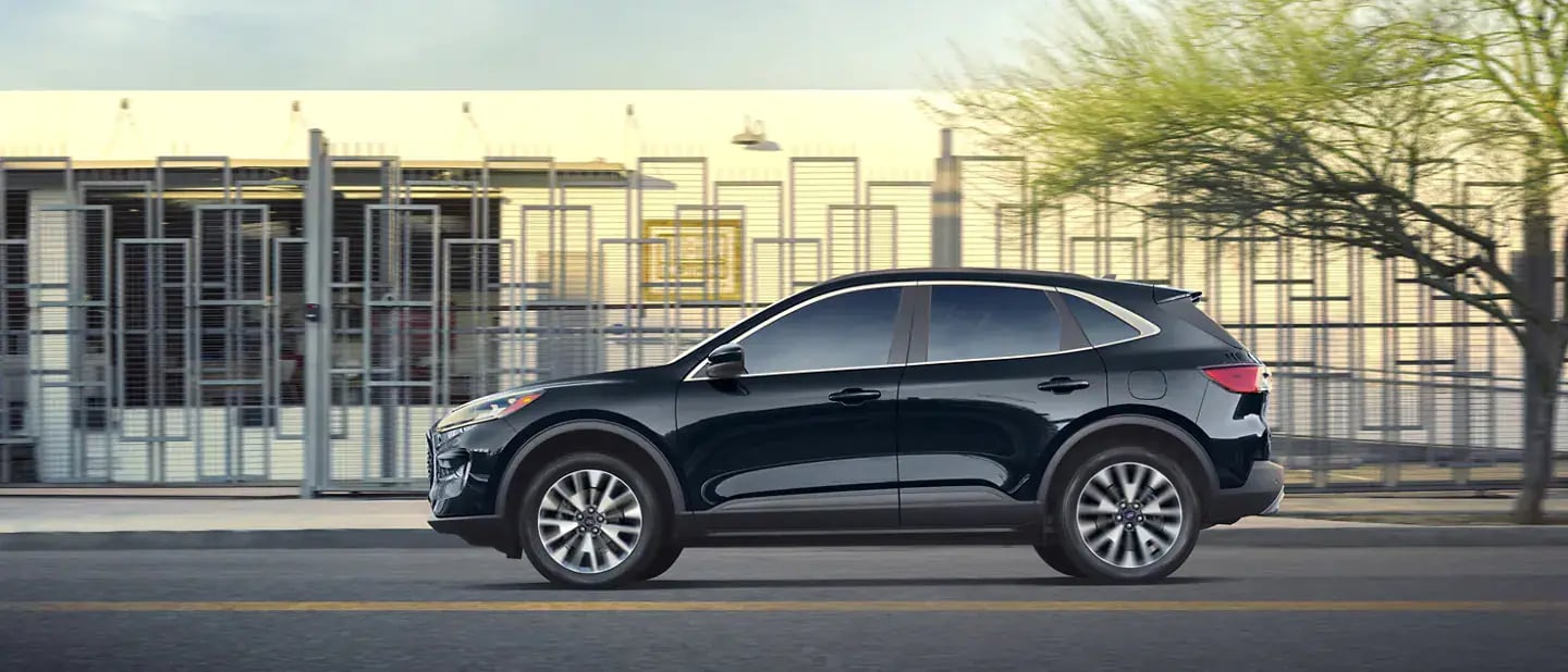 2022 Ford Escape vs Honda CRV Bill Marsh Ford Kalkaska