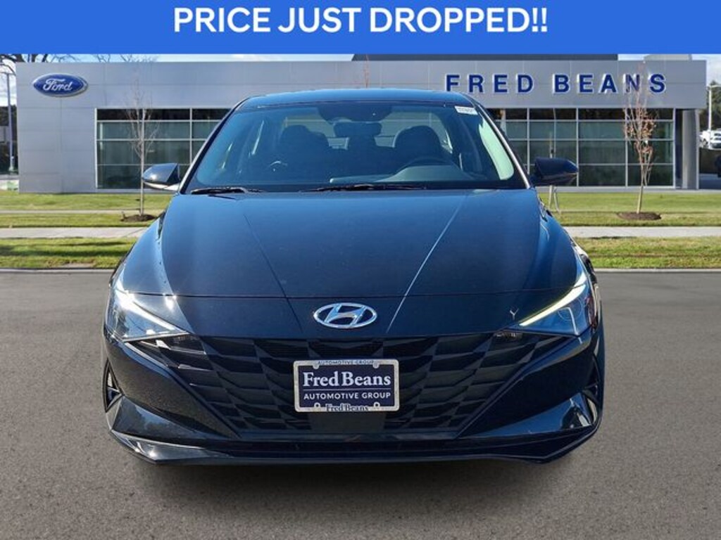 Used 2023 Hyundai Elantra SEL Sedan