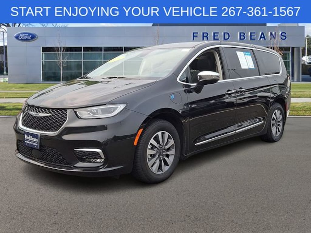 Used 2023 Chrysler Pacifica Hybrid Limited Passenger Van