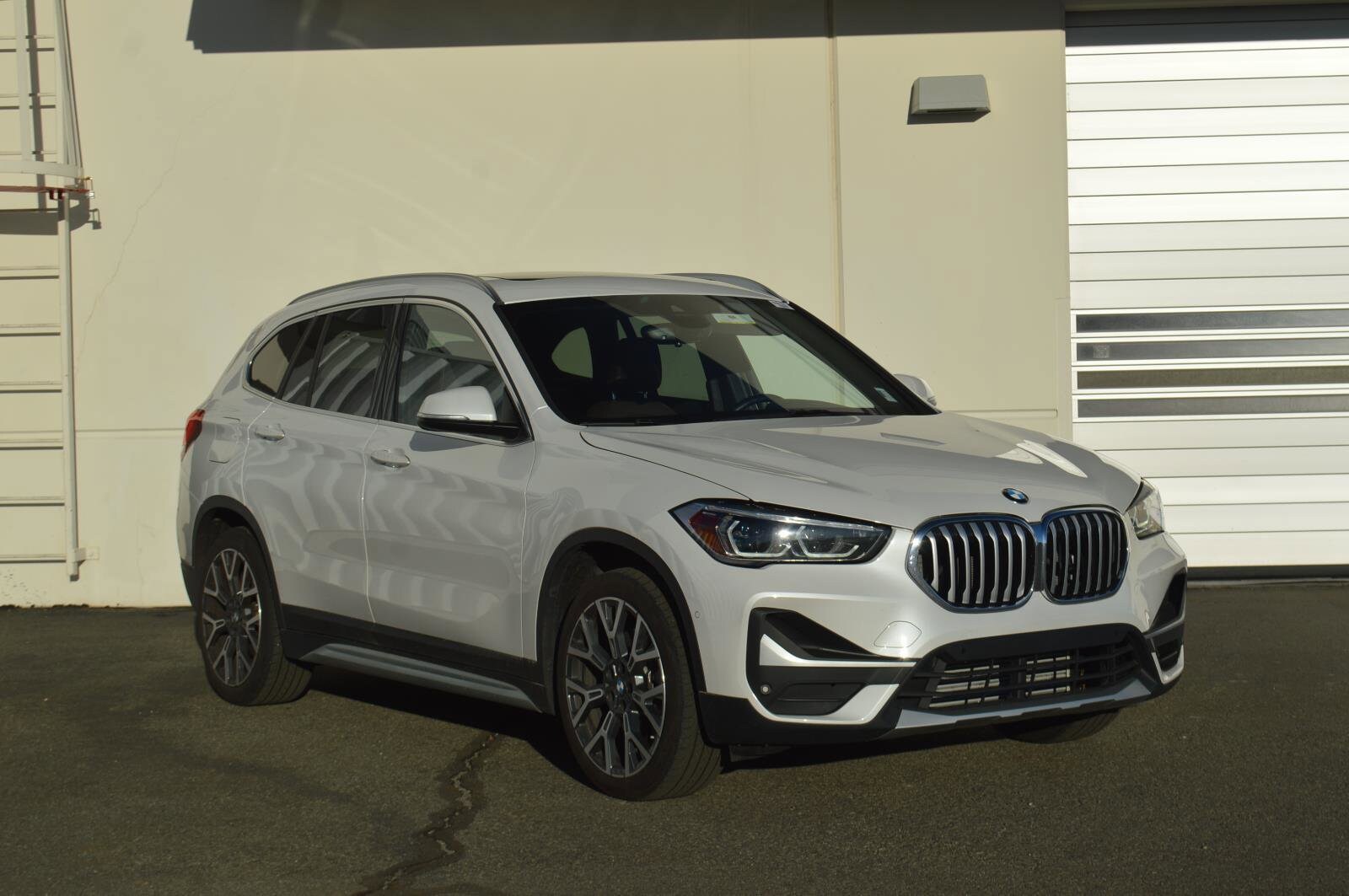 2021 Bmw X1 XDrive28i photo 3