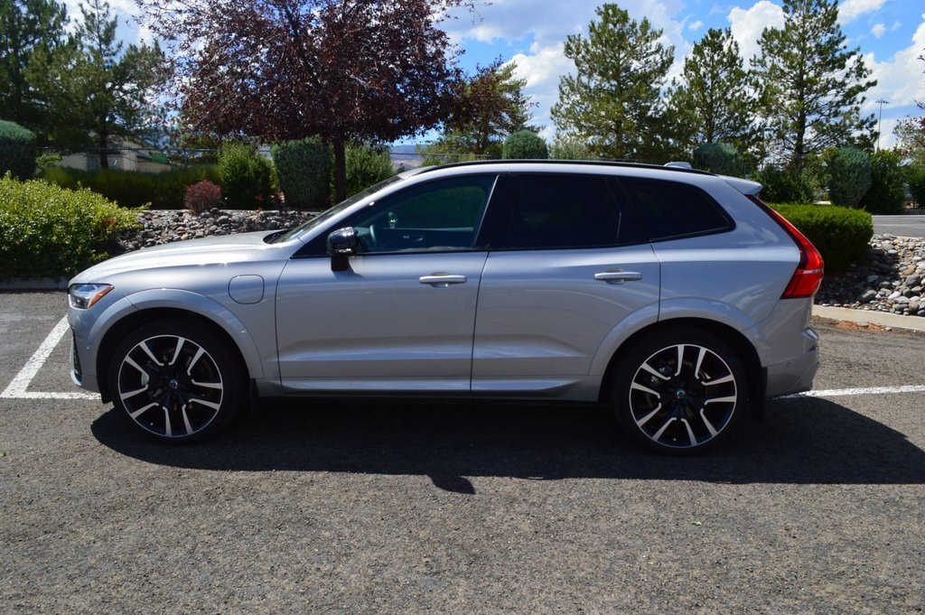 Certified 2023 Volvo XC60 Recharge Plug-In Hybrid Ultimate Dark SUV