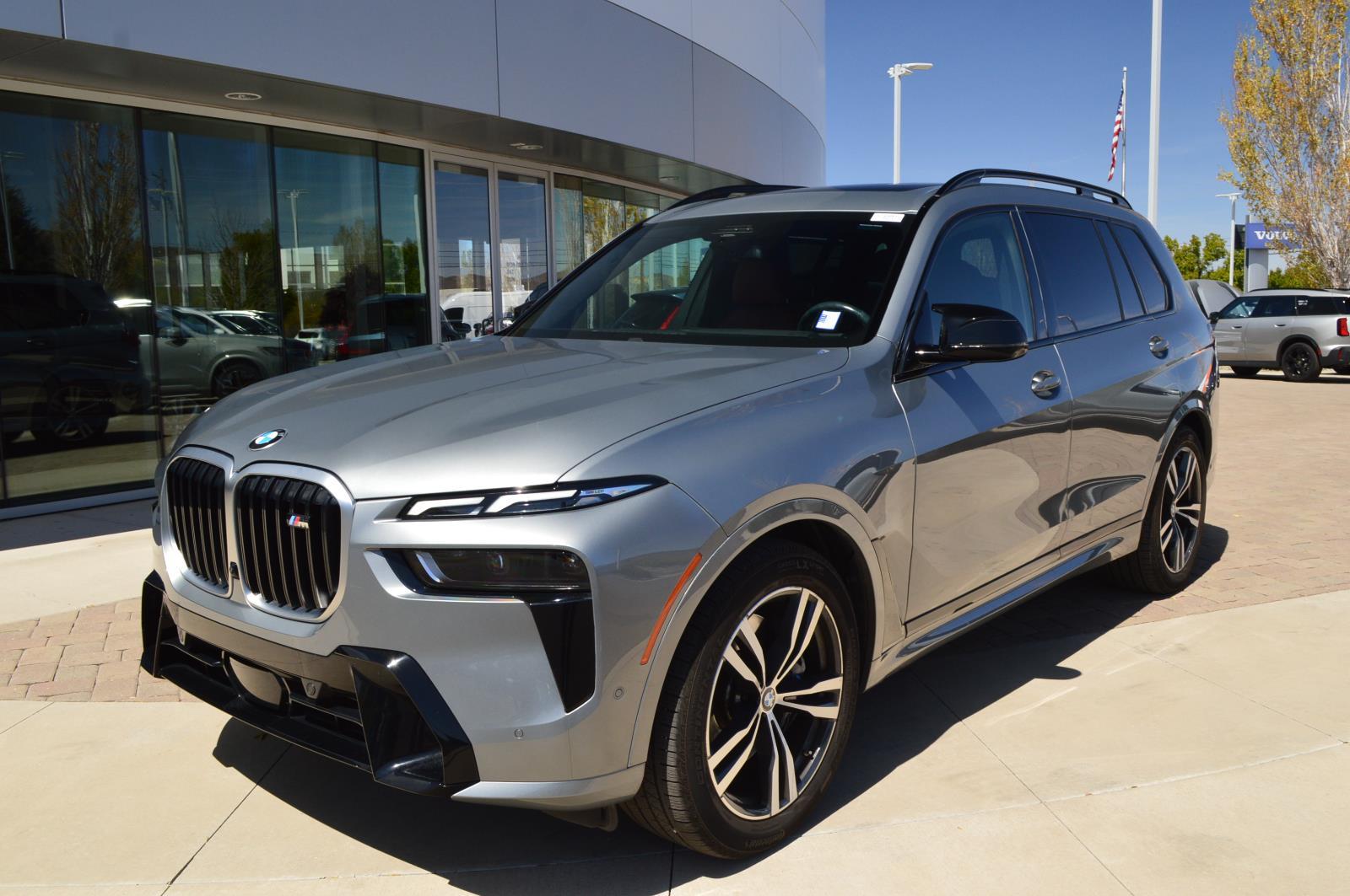 2024 BMW X7 M60i's photo