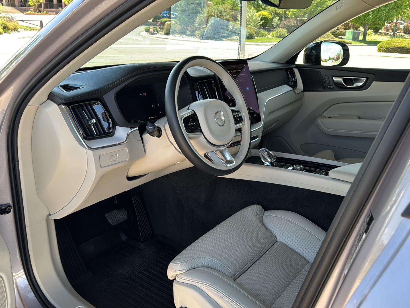 2026 Volvo XC60 Ultra - Photo 19