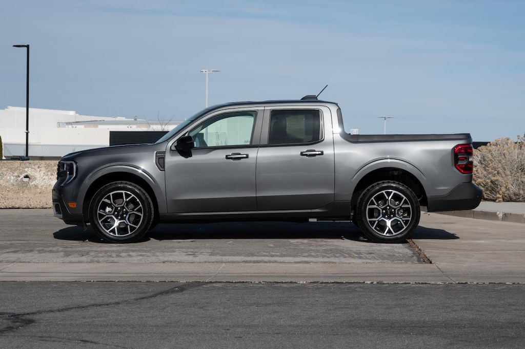 Used 2025 Ford Maverick Lariat SuperCrew