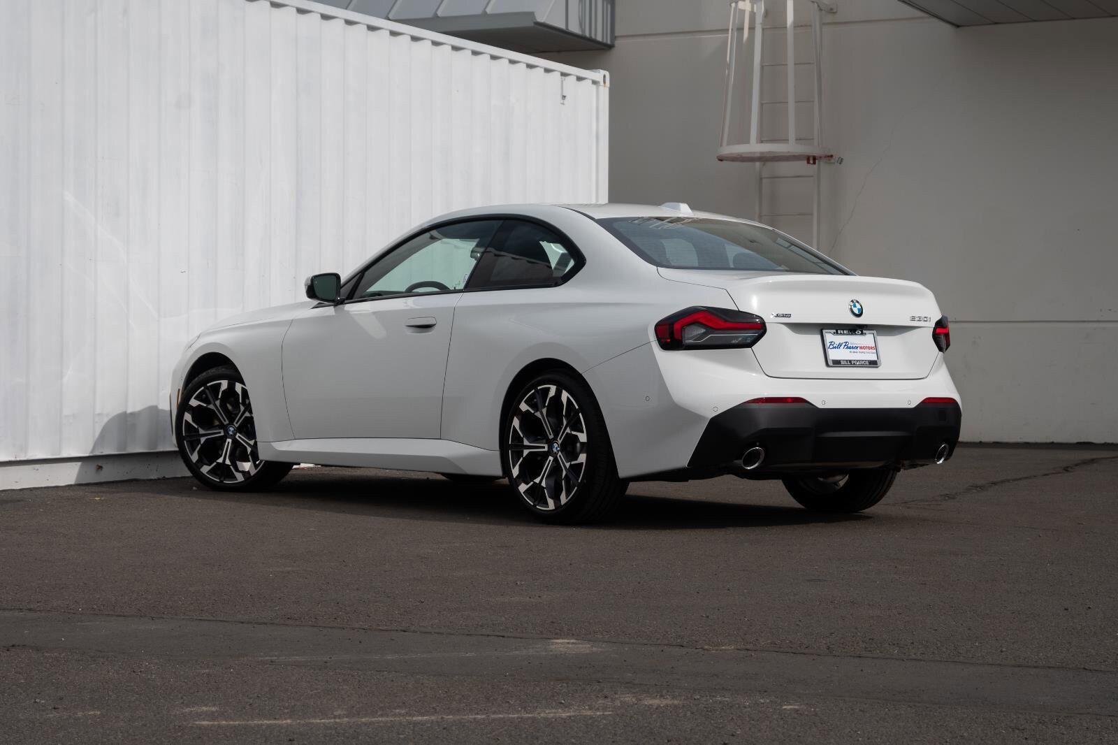 2026 Bmw 230i xDrive Coupe photo 3