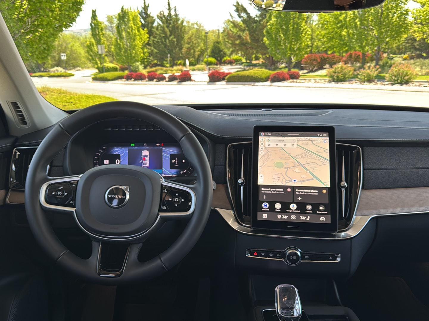 2026 Volvo XC90 Plus - Photo 23