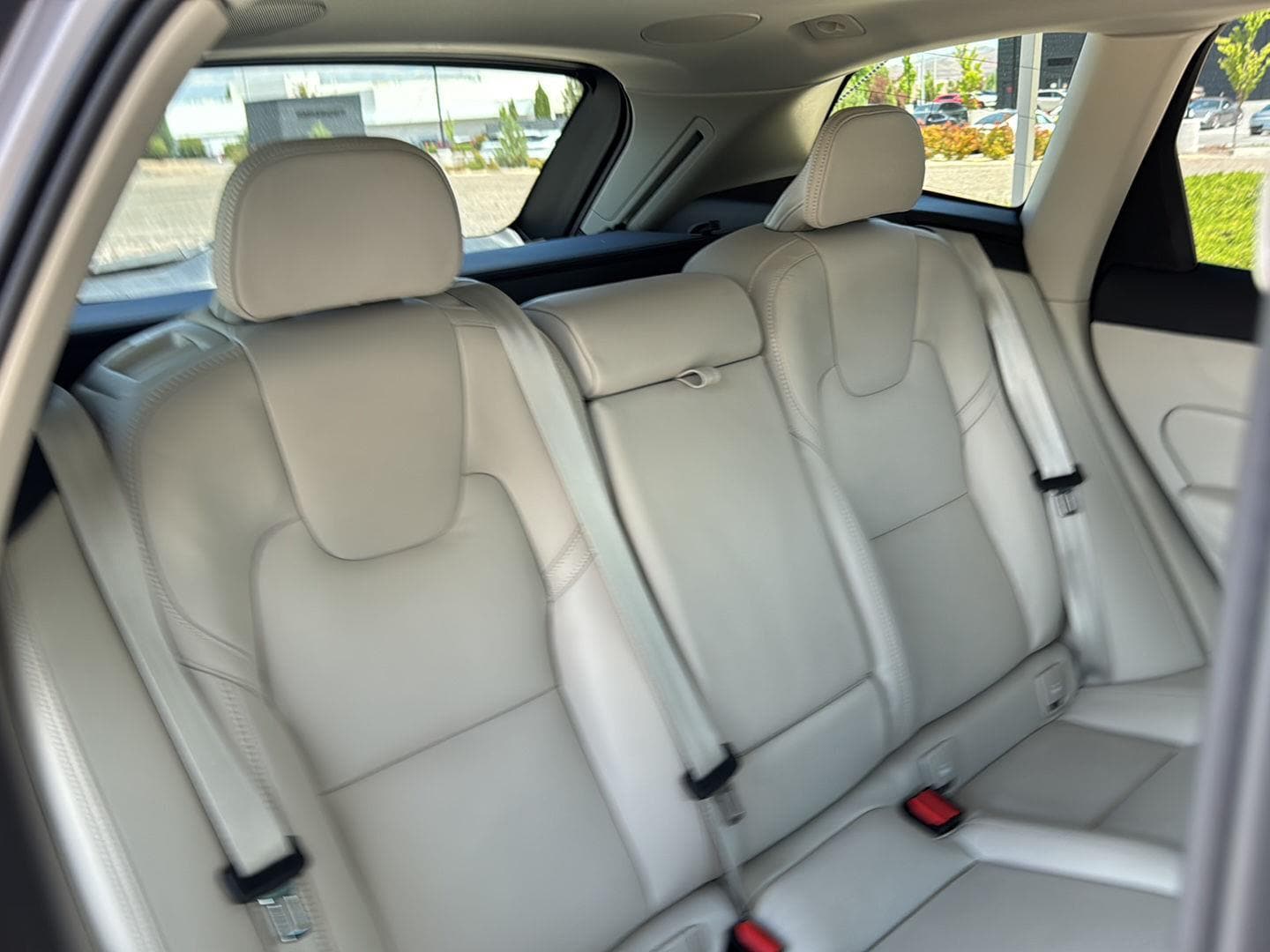 2026 Volvo XC60 Ultra - Photo 13