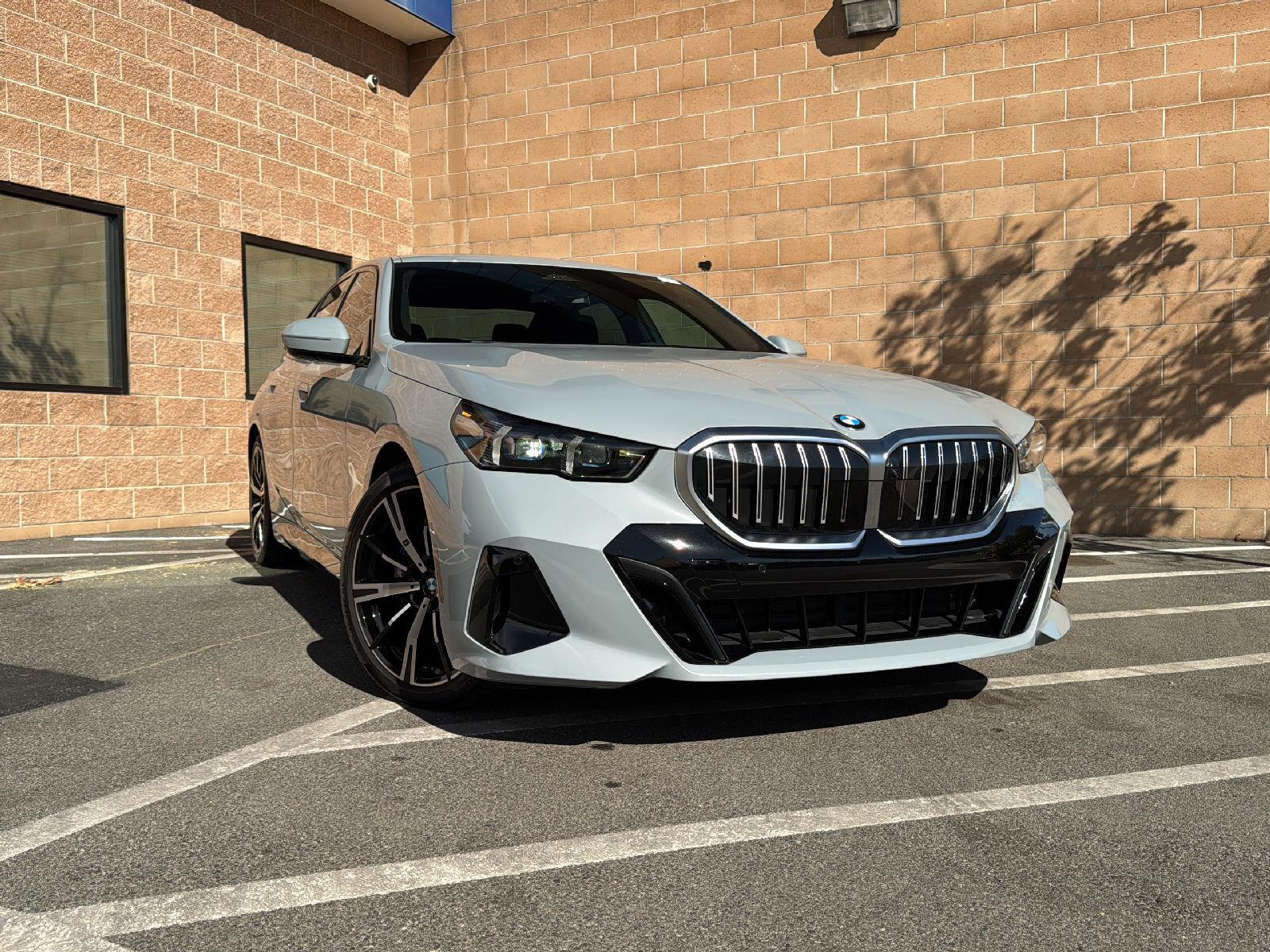 2026 BMW 5 Series 530i xDrive Sedan