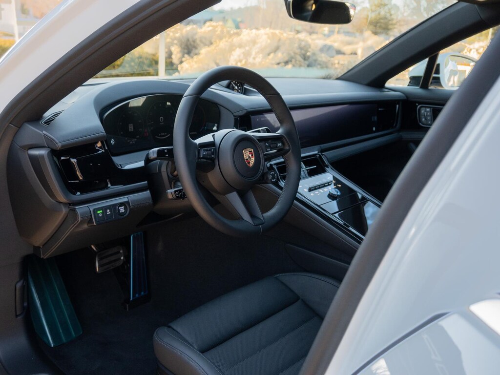 New 2026 Porsche Panamera 4 Hatchback