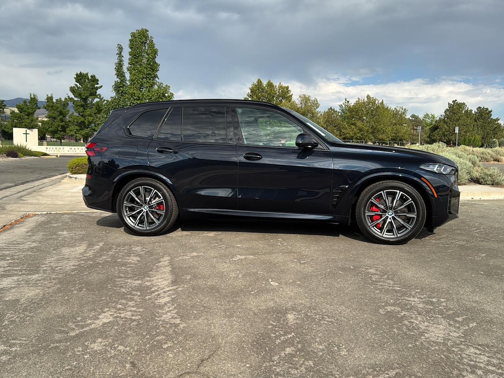 New 2026 BMW X5 xDrive50e Sports Activity Vehicle