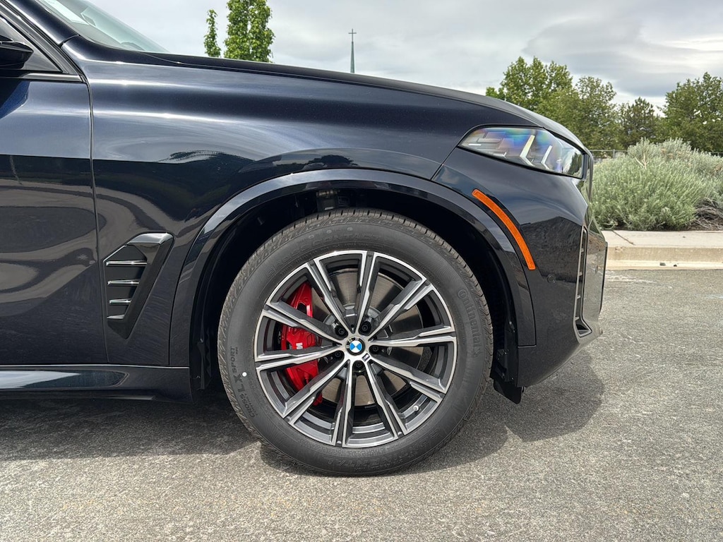 New 2026 BMW X5 xDrive50e Sports Activity Vehicle