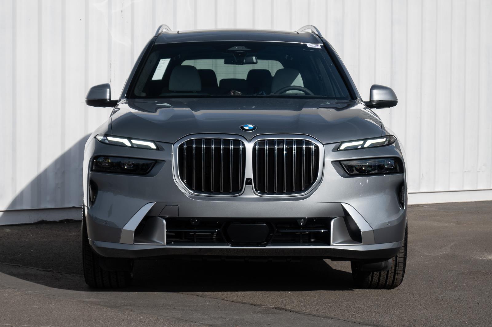 2026 BMW X7 40i - Photo 11
