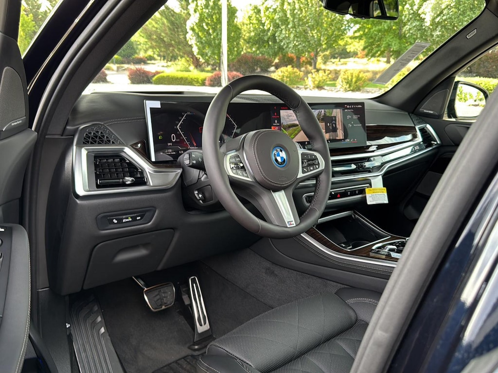 New 2026 BMW X5 xDrive50e Sports Activity Vehicle