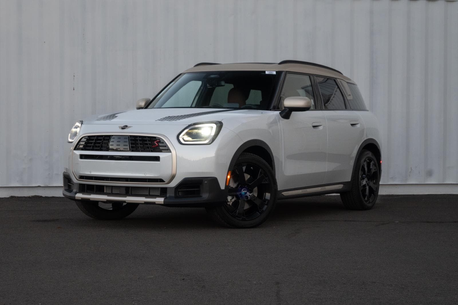 2026 MINI Countryman S's photo