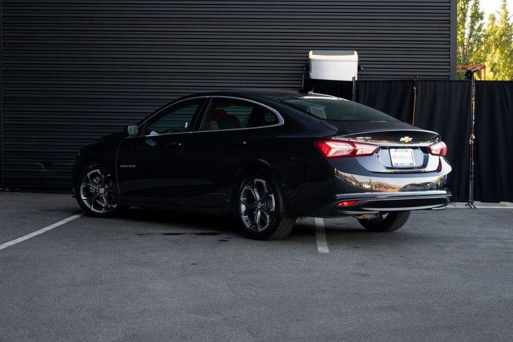 2022 Chevrolet Malibu 1LT photo 3