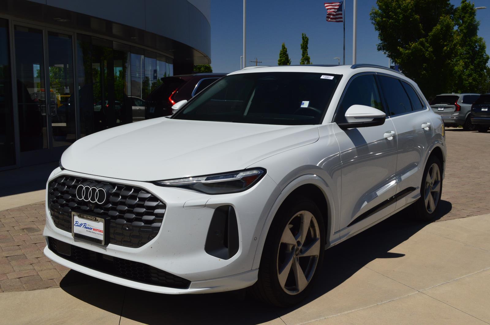 2025 Audi Q5 40 Prestige's photo