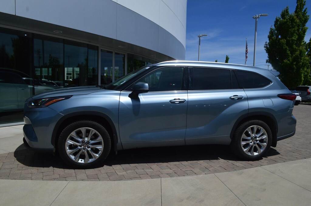 Used 2021 Toyota Highlander Limited SUV