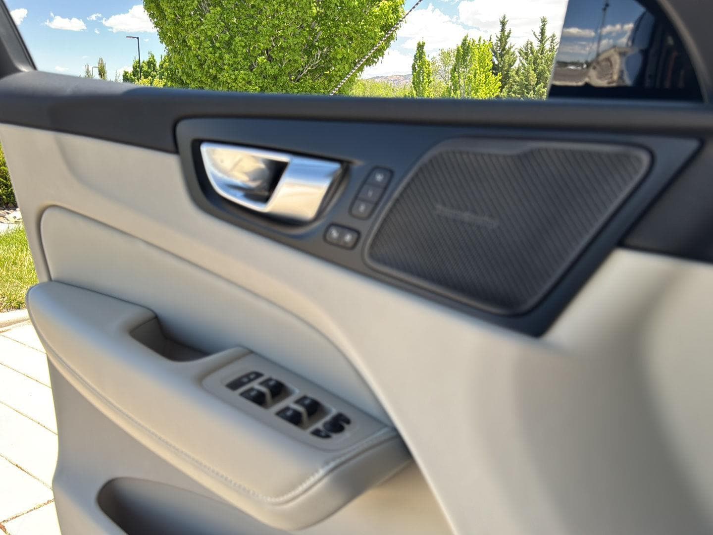 2026 Volvo XC60 Ultra - Photo 14