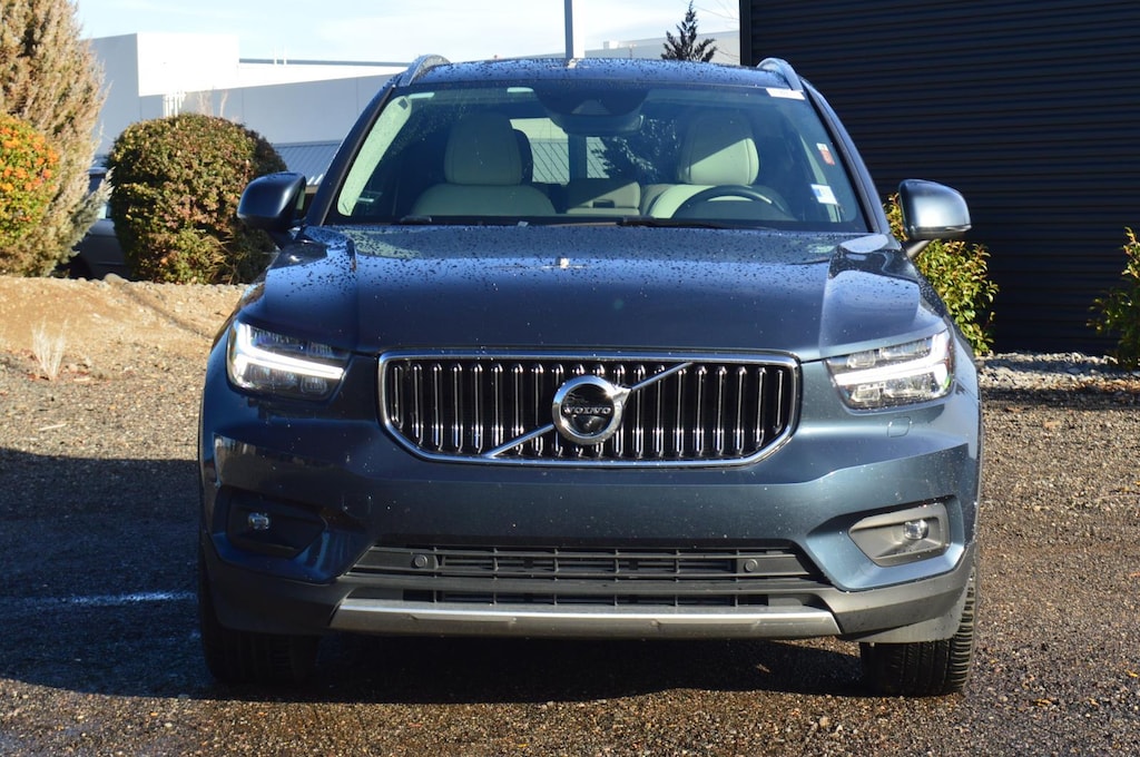 Used 2021 Volvo XC40 Inscription SUV