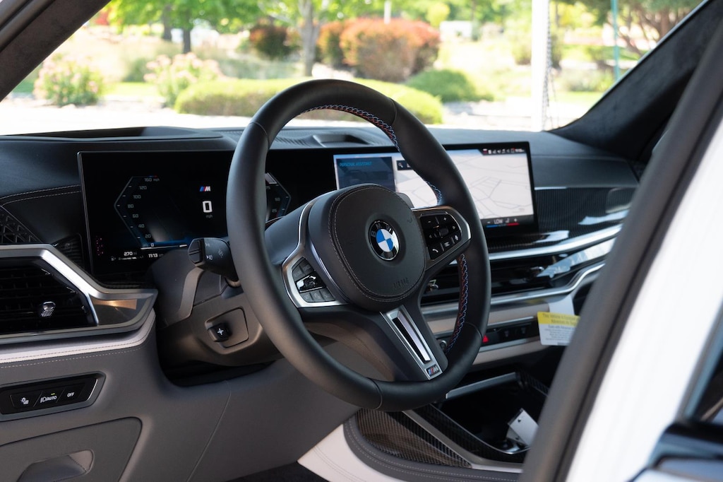 New 2026 BMW X7 M60i Sports Activity Vehicle