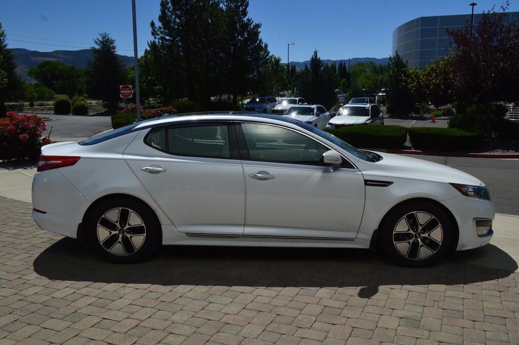 Used 2012 Kia Optima Hybrid Sedan