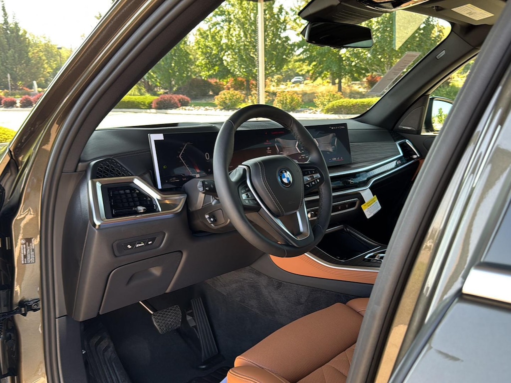 New 2026 BMW X5 xDrive50e Sports Activity Vehicle
