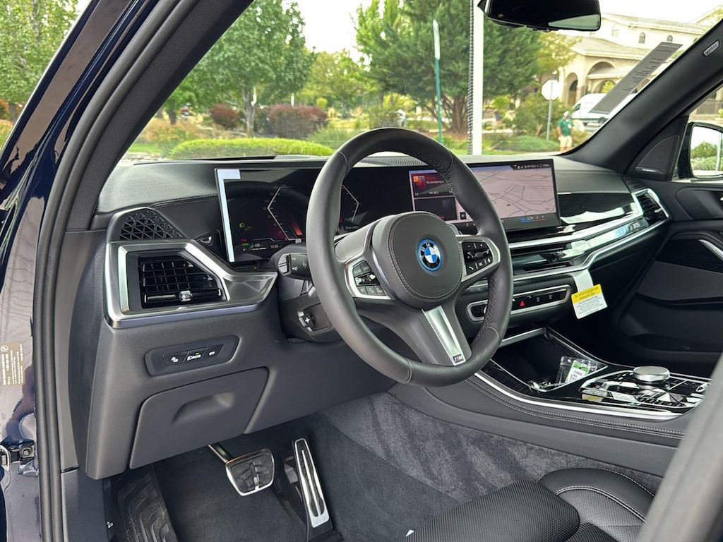 New 2026 BMW X5 xDrive50e Sports Activity Vehicle