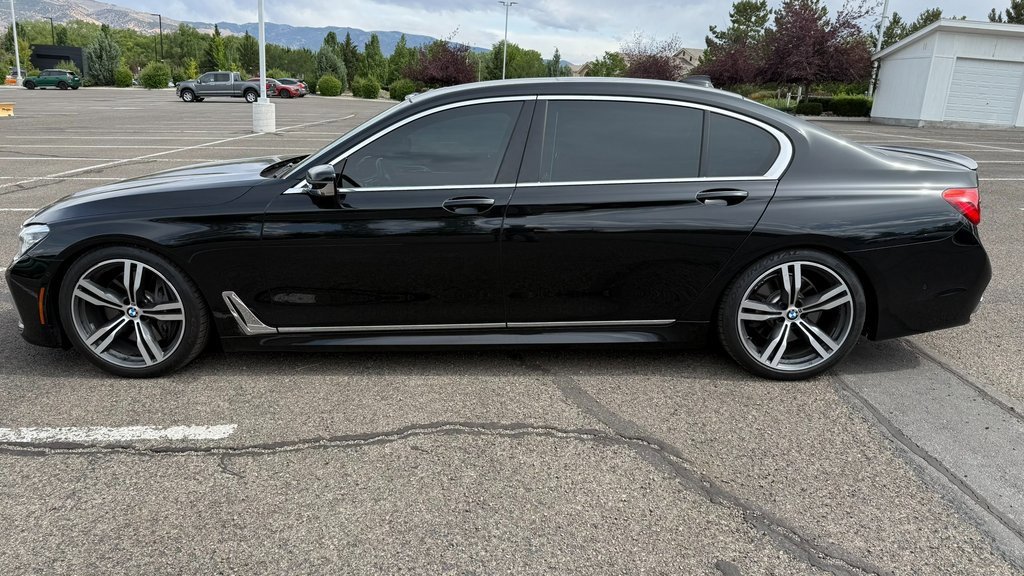 Used 2016 BMW 7 Series 750i with VIN WBA7F2C57GG420899 for sale in Reno, NV