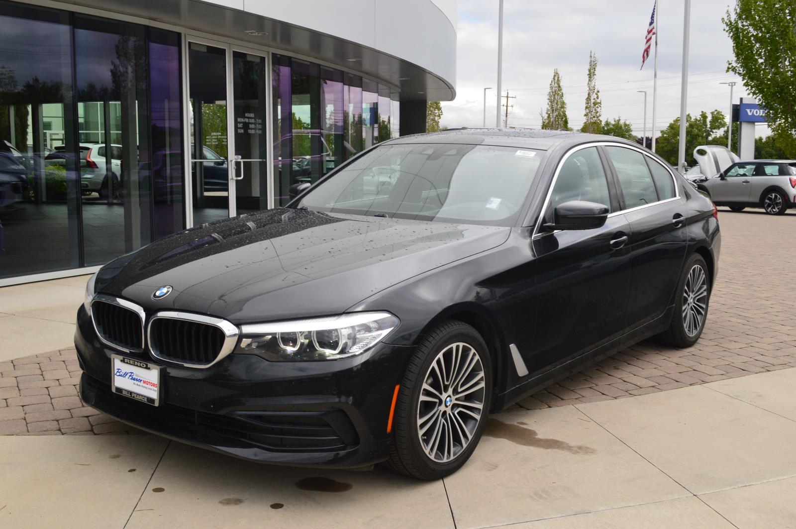 2019 BMW 5 Series 530i Sedan's photo