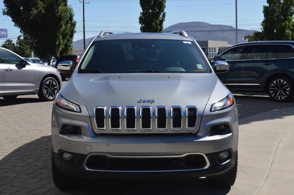 Used 2015 Jeep Cherokee Limited SUV