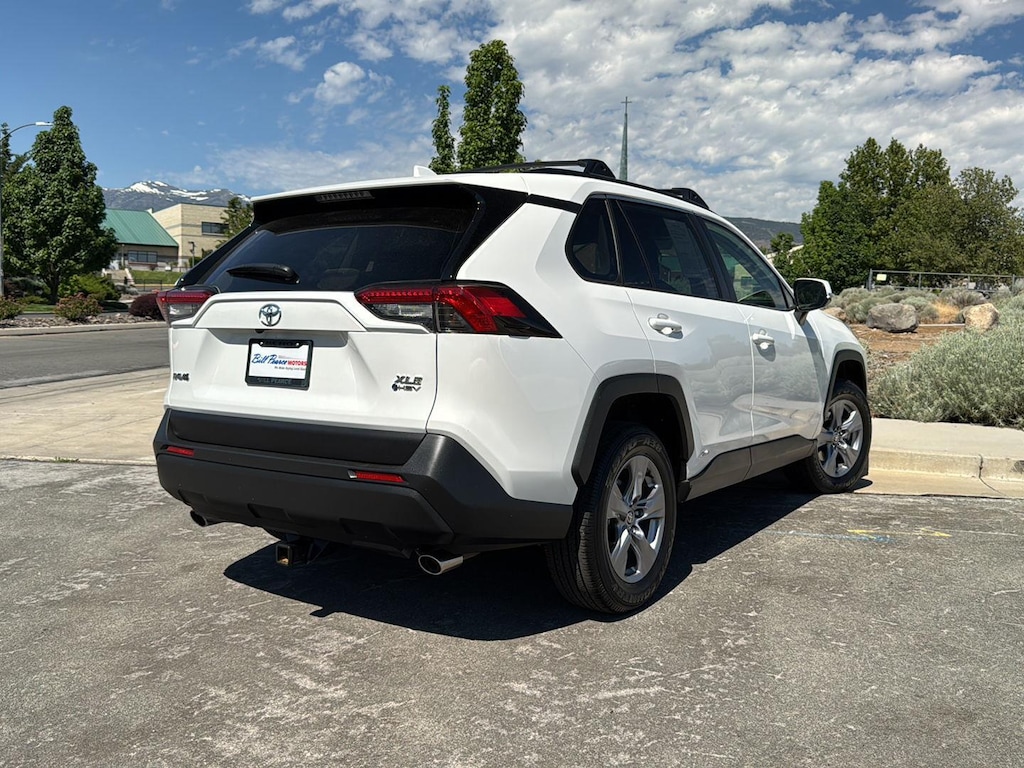 Used 2025 Toyota RAV4 Hybrid XLE SUV