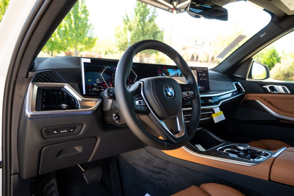 New 2026 BMW X5 xDrive50e Sports Activity Vehicle