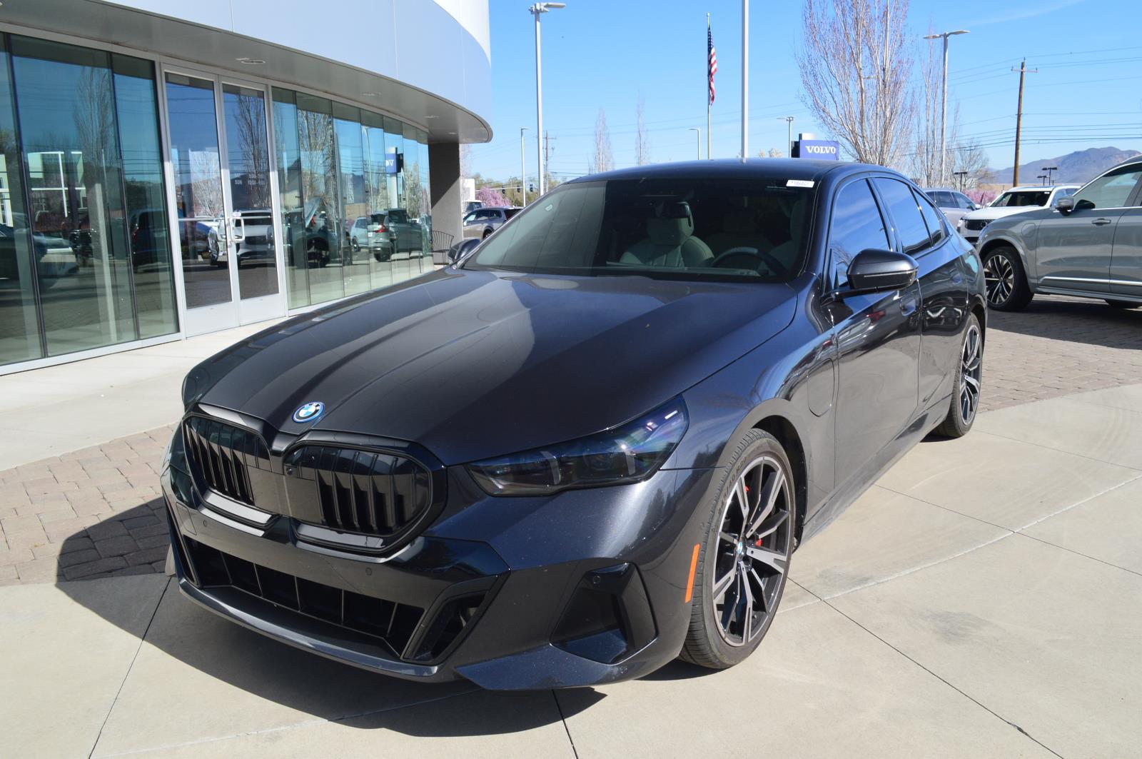 2026 BMW 5 Series 550e xDrive