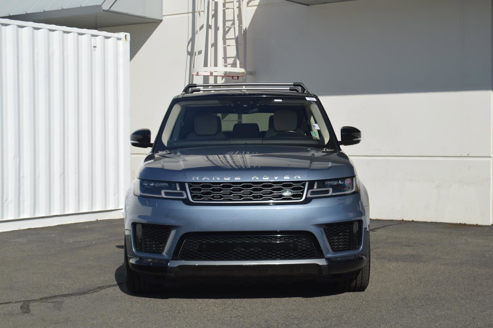 2020 Land Rover Range Rover Sport HSE photo 2