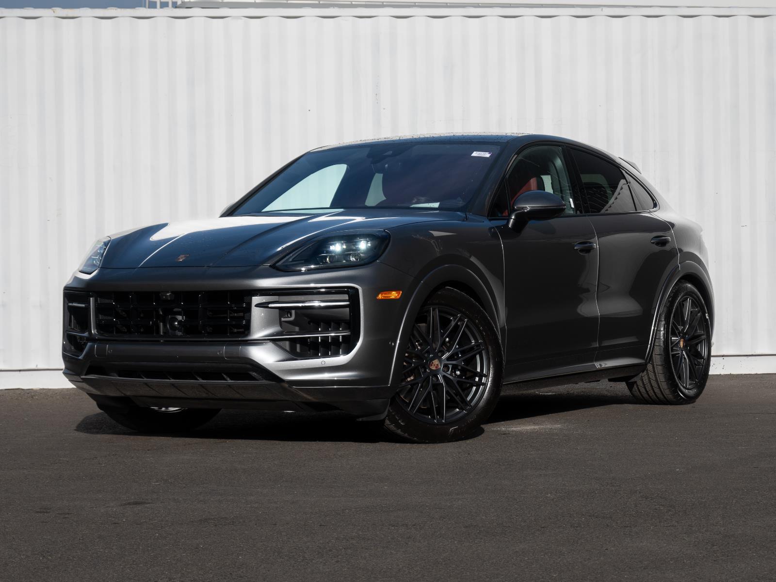 2025 Porsche Cayenne Coup GTS's photo