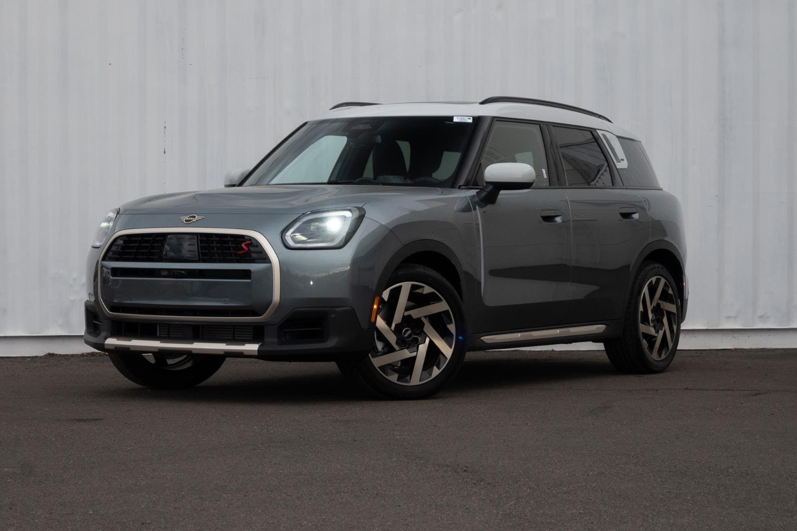 2026 MINI Countryman S's photo