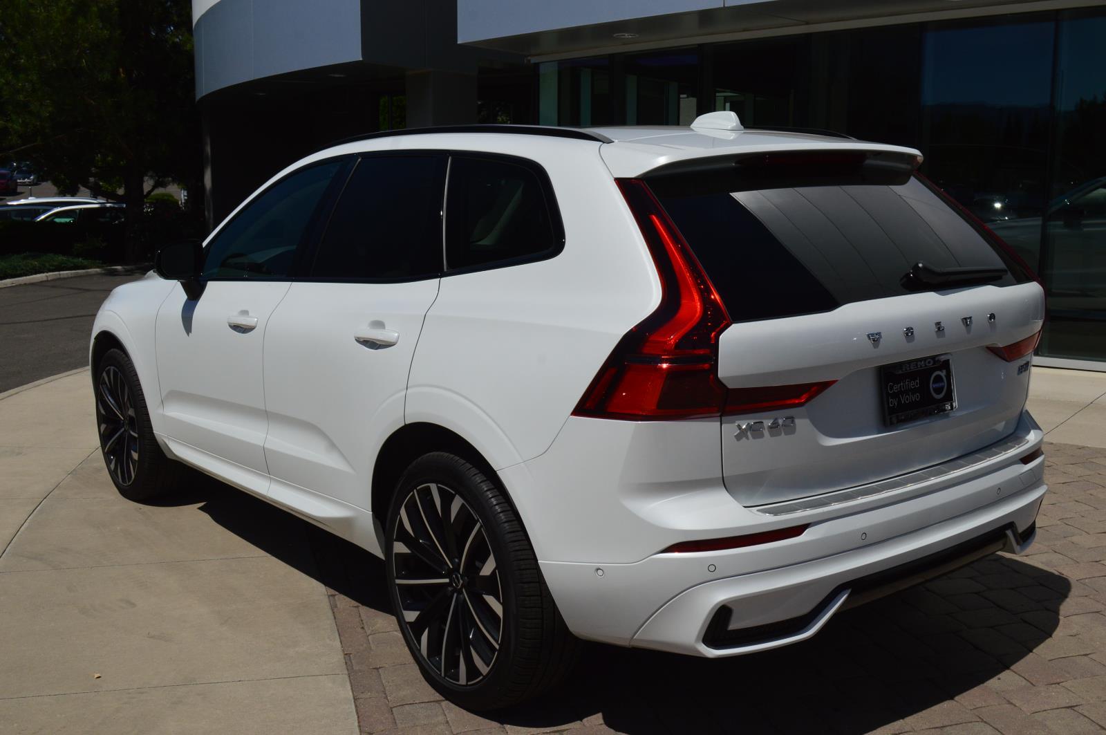 2026 Volvo XC60 Ultra - Photo 7