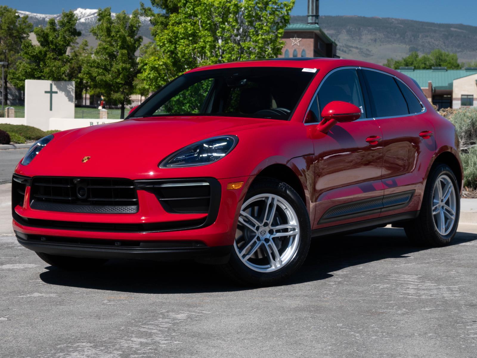 2025 Porsche Macan T's photo